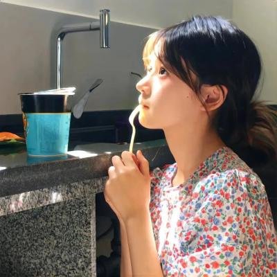 来吃晚饭的人